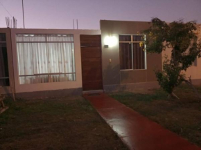 Casa cerca a Laguna de Huacachina Ica - PERÚ